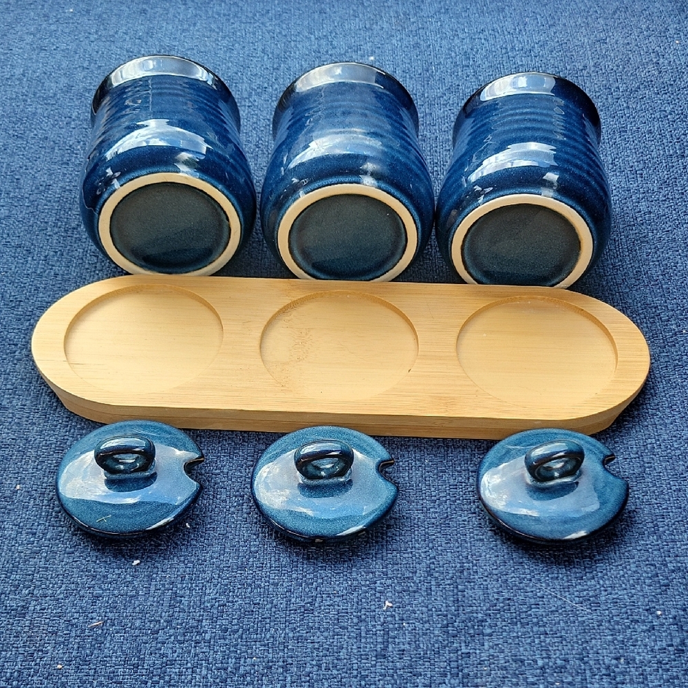 Hasense Ceramic Set, 10 Oz With Lids And Spoons. No Call Outs. Amazing! - Picture 7 of 7